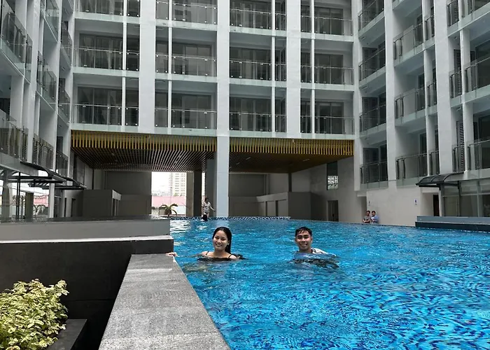 Spacious Elegant Near Of Dreams, Airport, Moa, Okada, Ayala Malls, And Solaire Casino With Free 5 Pool Access アパート *