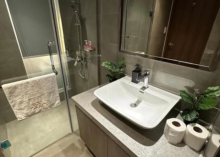 Spacious Elegant Near Of Dreams, Airport, Moa, Okada, Ayala Malls, And Solaire Casino With Free 5 Pool Access アパート *